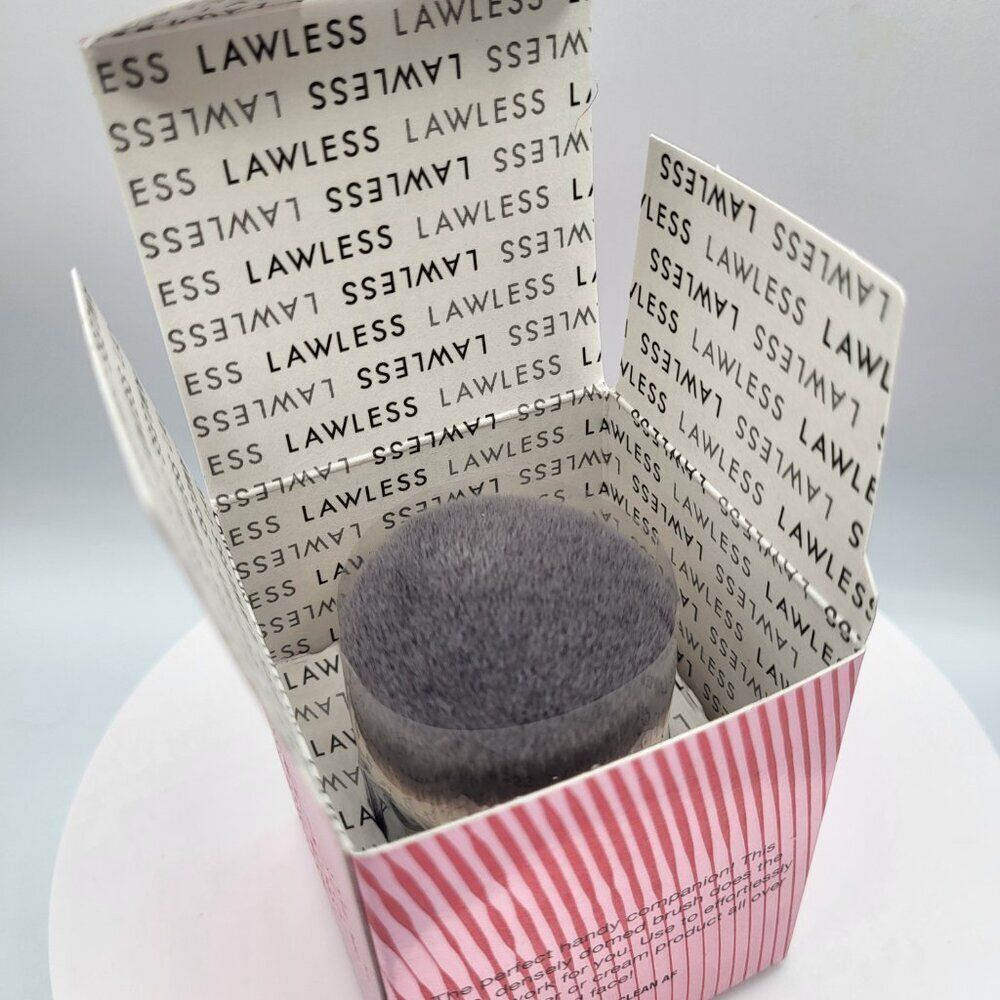 Lawless Body Buff Brush – New in Box - Picture 8 of 8